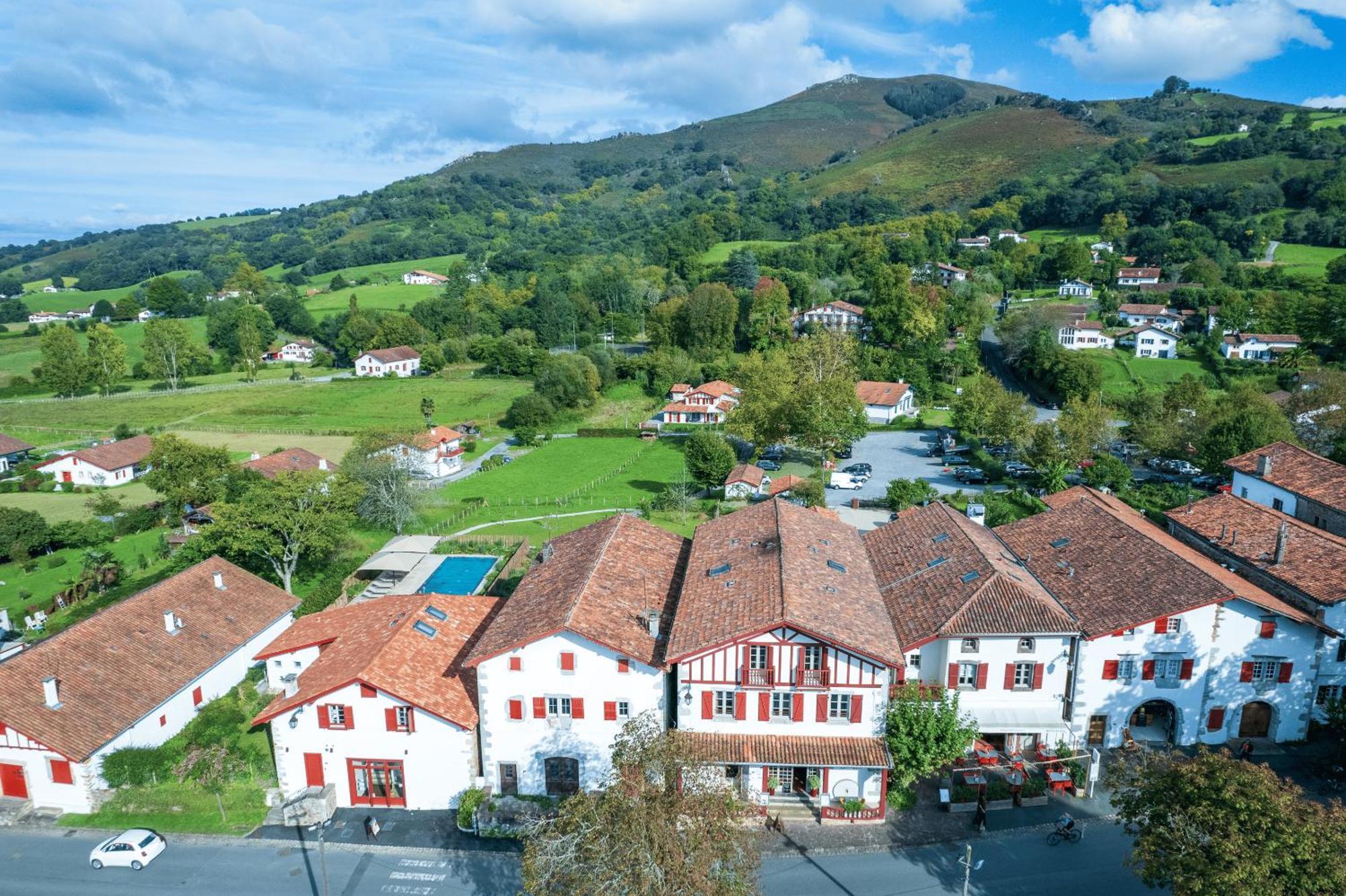 Hotel Restaurant & Spa La Maison Oppoca Aïnhoa Zewnętrze zdjęcie