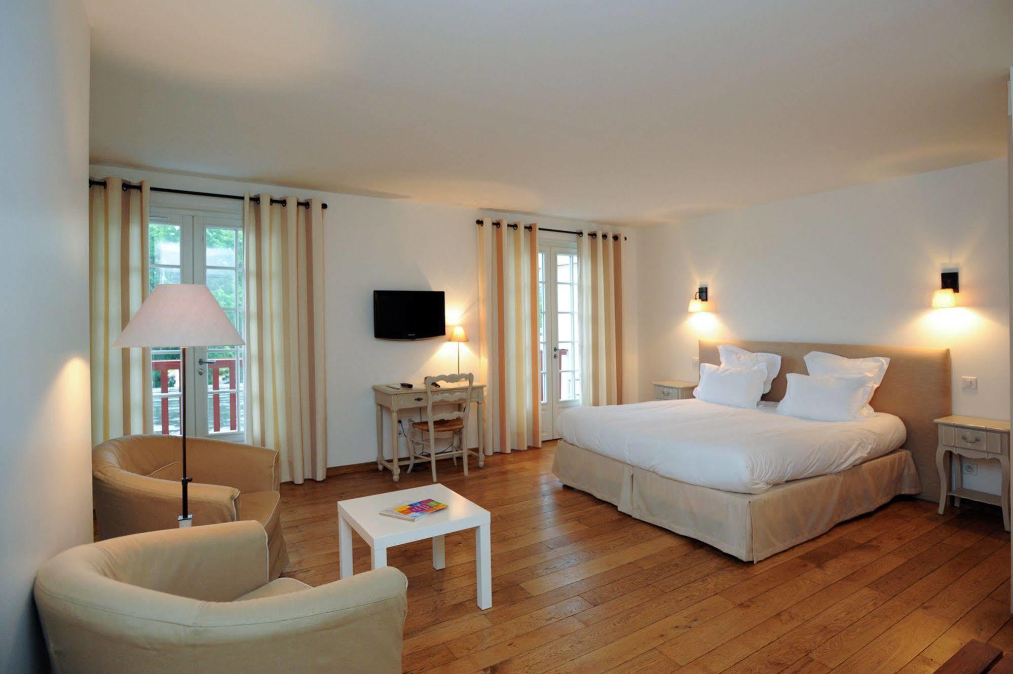Hotel Restaurant & Spa La Maison Oppoca Aïnhoa Zewnętrze zdjęcie